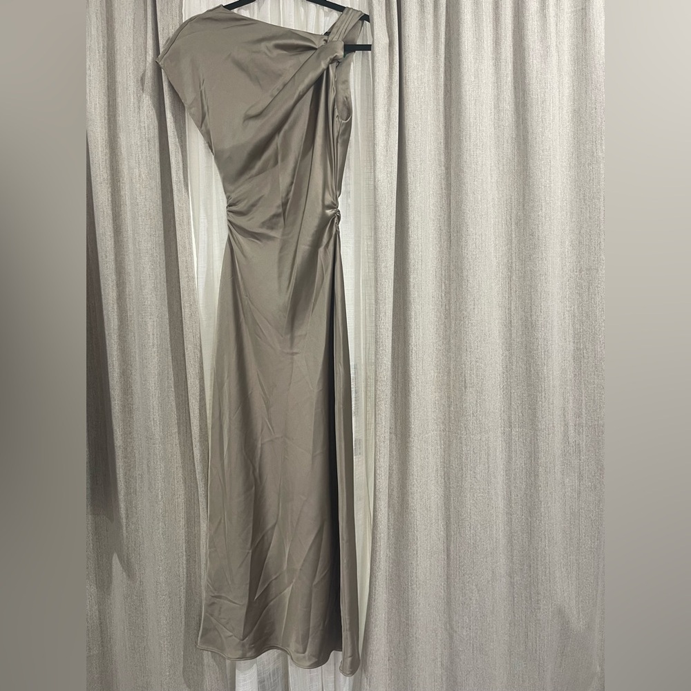 Zara Elegant Gray Dress